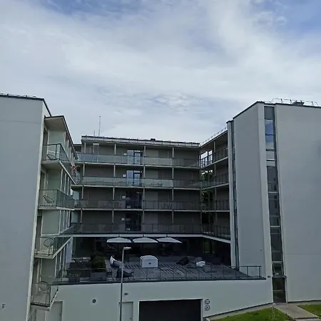 Lägenhet Lake Rue Qiunt Apartments In Mouscron *